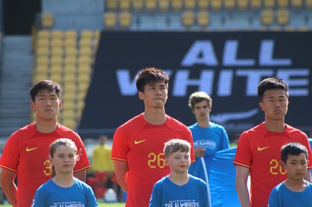 九游体育官网入口-吴少聪拟续约土超豪门一年 因膝盖手术或秋季复出