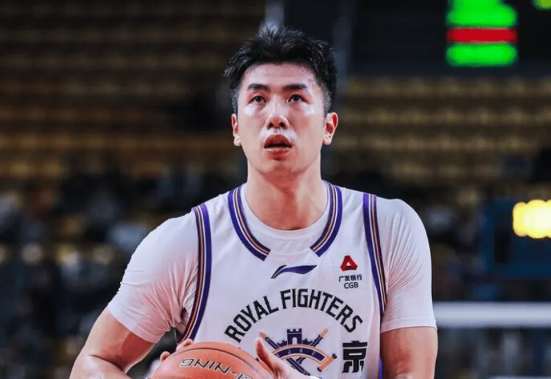 九游体育-邹雨宸：我们这个阵容场上默契慢慢回来了，我们会越打越好